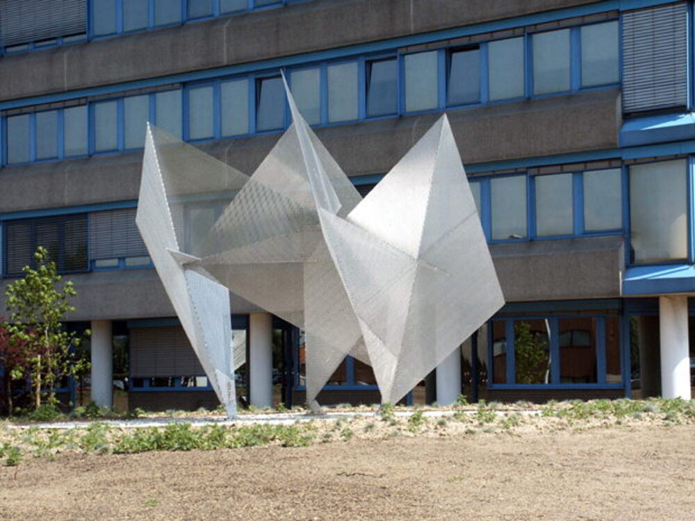 Sculpture en tôle perforée inox - MULTIFORMES – Thierry VIDÉ - 2004